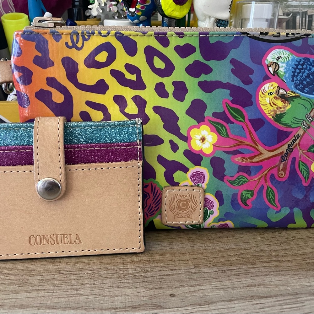 Consuela Combi W/O wristlet strap